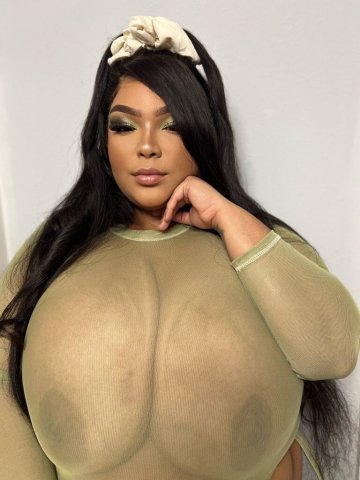 Sweet Cuban Dream Girl — HUGЕ PRETTY TITS - 1