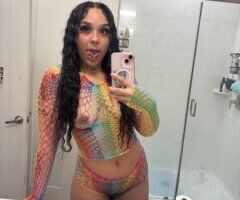 Austin escorts - Austin Female Escort — Wet tatted light skin (18) hosting