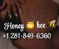 Boston MILF Female Escort — Online live shows & custom video content - Image 4