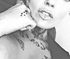 Reno Thick Curvy Escort — Outcalls or Car Dates, “Daddy” Appointment Requests - Image 5