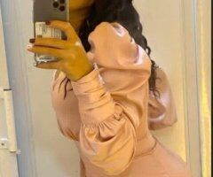 Central Jersey escorts - Threesome Service with Anal, Bbj & Kissing