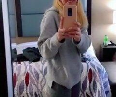 Salina Kansas Escort — 36, Short & Sweet, Party, Bathing Content - Image 4