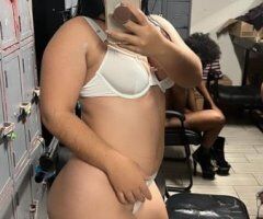 Pleasant Latina woman, 29 - Image 3