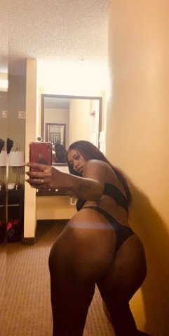 Bridgeport Duo Facetime Shows — Custom Content Only - 1