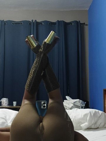 Miami FL Incall Female Escort — discreet, no-rush specials - 1