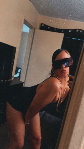 Irish, Black & Filipino Party Girl — Los Angeles FaceTime & Custom Videos - 1