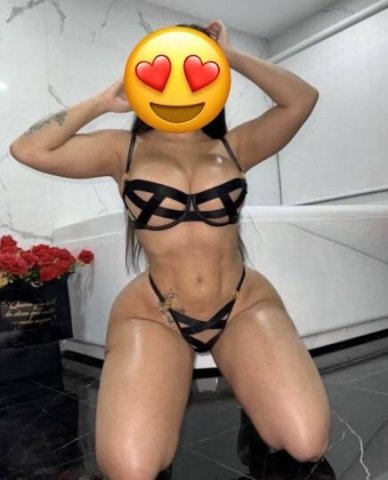 Knoxville TN Female Escort — New in the City (24) - 1