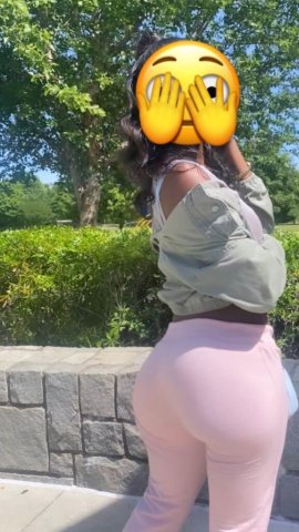 Cincinnati Female Escort — In-call or outcall, tinted windows (video verification, deposit rules) - 1