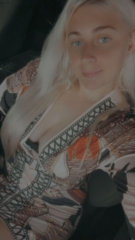 Bambiii — 24 Female Escort (FaceTime fun) - 1