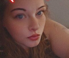 Birthday visit in Texas City — long blonde hair, deep blue eyes  - Image 7