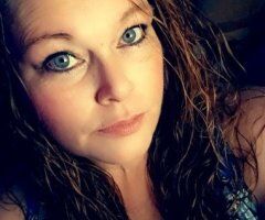Birthday visit in Texas City — long blonde hair, deep blue eyes  - Image 11