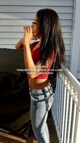 Minneapolis/St. Paul Female Escort — Covered Car BJ & Car F/S, outcall available - 1