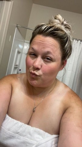 Mature 40-Year Mom Female Escort in Albany, GA — In/Outcall & Carplay - 1