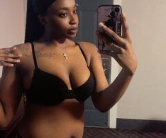 Detroit escorts - Detroit In-Call Specials — Chocolate Theme Escort (Mature Men Only)