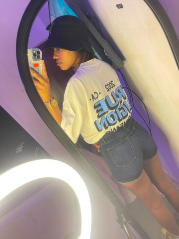 Baltimore 20yo Female Escort — sweet company & chill-to-intense time - 1