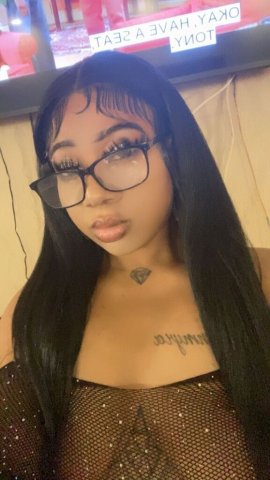 Lola — 24 Cardates Only Outcalls & Incalls (Massages) - 1