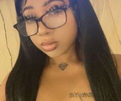 Detroit escorts - Lola — 24 Cardates Only Outcalls & Incalls (Massages)
