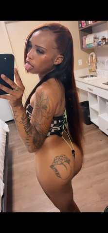 New in Town (26) — Upscale Las Vegas Female Escort (Incalls, Outcalls, QV) - 1