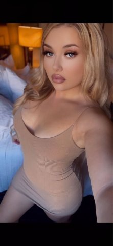 Palmdale/Lancaster CA Blue-Eyed Bombshell (24) — Companion & Outings - 1