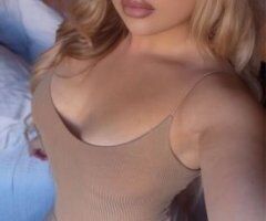 Palmdale/Lancaster escorts - Palmdale/Lancaster CA Blue-Eyed Bombshell (24) — Companion & Outings