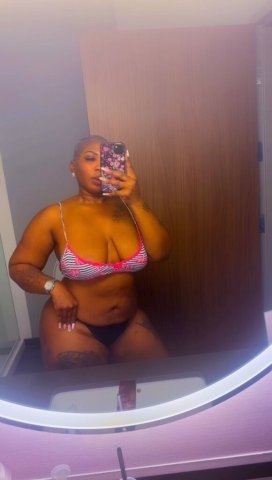 West Palm Beach Female Escort — QV Special & Foot Fetish - 1