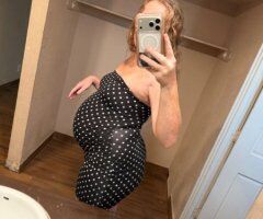 Albany escorts - Pregnant Redhead Female Escort — Tight Wet Pregnant Pussy