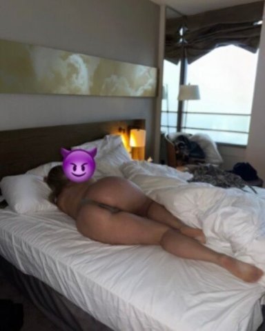 Phoenix Female Escort — “Real Goddess” Dirty Roleplay - 1