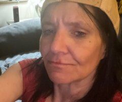 Mature Pittsburgh Woman Escort (Text or Phone) - Image 2