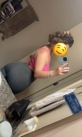 Curvy Latina Female Escort — Private location in Phoenix - 1