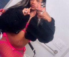 Minneapolis / St. Paul escorts - Minneapolis-St. Paul Female Escort — 2-girl facetime only