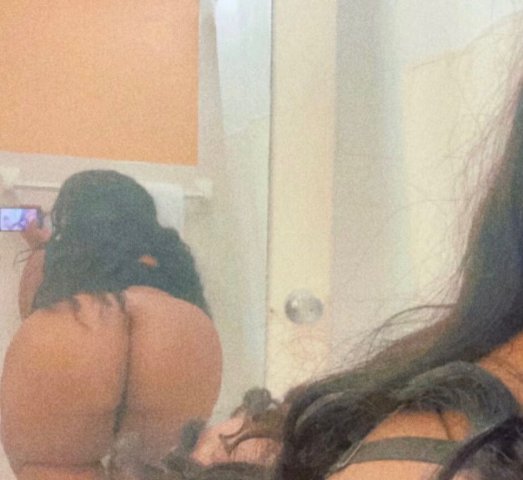Harrisburg Certified Nuru GFE Masseuse — Slippery Summer Session - 1
