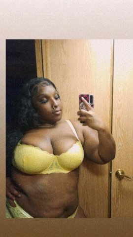 Nicki in Palmdale/Lancaster CA — In-Call BBW Entertainer by Appointment - 1