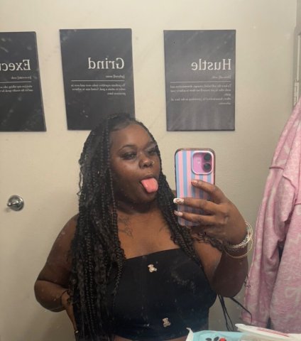 Chico CA Female Escort — Chocolate sweet treat, foot fetish friendly - 1