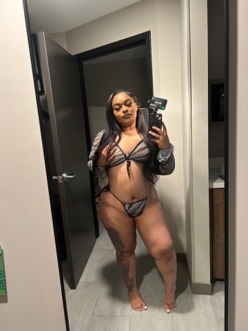 San Antonio Filipina Escort — Throat Goat & Squirter - 1