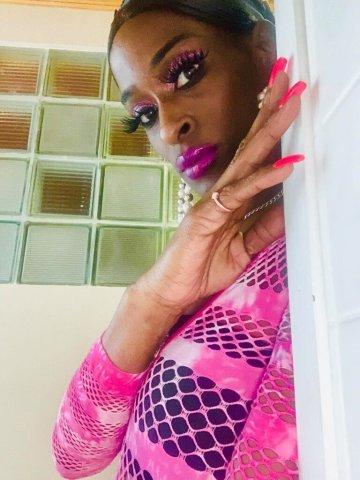 Hershey — Petite Sexy Nympho Escort in Lafayette, LA (Discrete, Non-Rushed) - 1