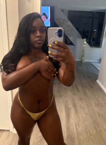 Treasure Coast Female Escort for Soft, Playful Intimacy - 1