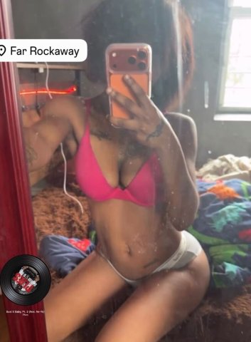 Outcalls Thick Latina Mami (21) — Uptown Manhattan - 1