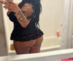Bouncy Busty Island Gyal — Nuru Specialist (Everett, WA) - Image 4