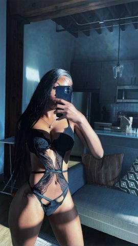 St. Louis Mother Nature — Busty Female Escort (Clean & Professional) - 1