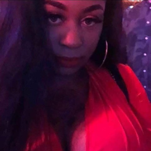Dayton Incall Female Escort — One Day Only (Small Waist Curvy Look) - 1