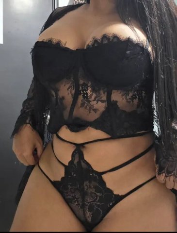 Latina lista para ti (34) — sexo intenso y pasión en cama - 1