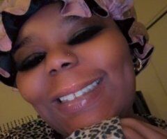 Chicago Female Escort — Late-Night Incall & Outcall Services - Image 5