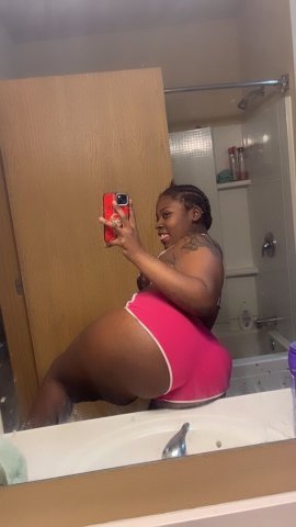 Milwaukee Female Escort — Thick Exotics, Throat Goats, Domination/BDSM - 1