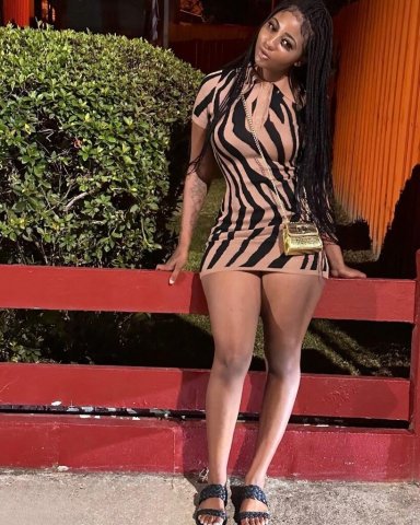 Discreet Mature Female Escort (Outcalls Only) in Fort Lauderdale - 1