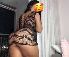 Northern Virginia escorts - Latina joven con fotos reales — masajes y más extras