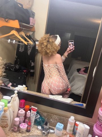 Dy’min wit da body  — Newport News Weekend Female Escort - 1