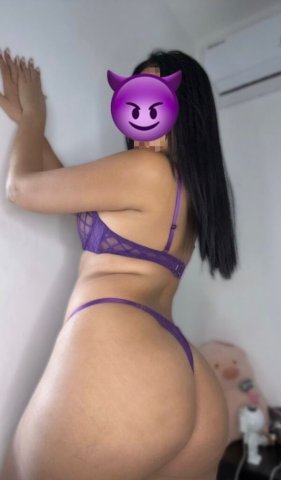 Fogosa Latina — Bailes, Mamadas y Masajes (Incall) - 1