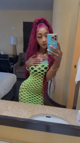 Seattle Petite Brownskin Escort — HHR/FS Special - 1