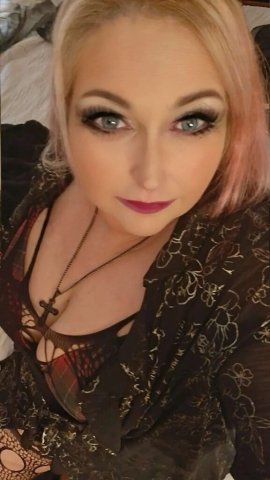 St. Louis Dominant Escort — Fetish Play, Role Play & Prostate Massage - 1