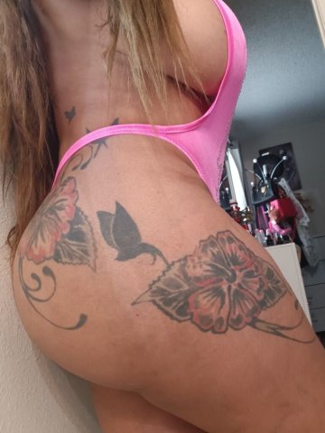 Latina Caliente (36) — Tríos y Parejas - 1